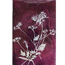 Charger l&#39;image dans la galerie, Tableau émaillé  sur cuivre Végétal  parme- Collection les  Végétales colorées
