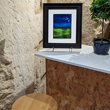 Charger l&#39;image dans la galerie, tbaleau émaillé style contemporain vert et bleu 36 x31 cm
