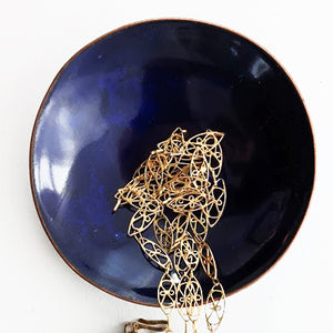 coupelle de cuivre émaillé bleu de dimaètre 75 mm et profondeur 7 mm