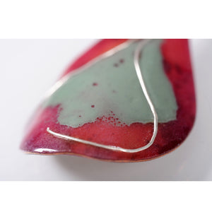fleur bijou - pendentif émaillé rose et vert céladon avec fil d'argent 